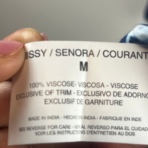 NWT Bandolino Blue White Tie Dye Beaded Tunic Medium - Picture 5 of 6